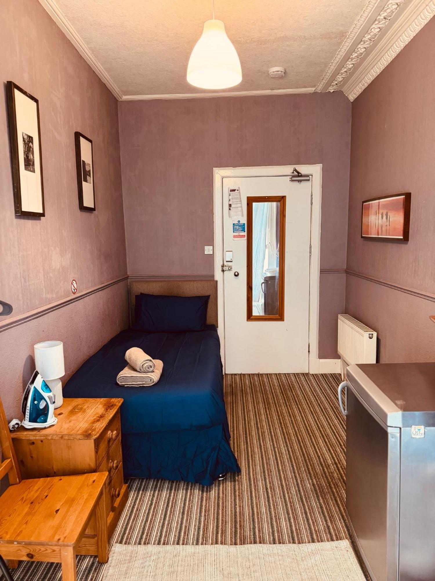 Edinburgh Travel Guest House Exteriör bild